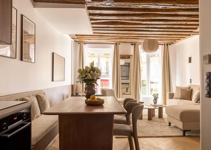 Chic A C - 2bdr 6p - Faubourg S Denis Appartamento *