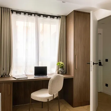 Chic A C - 2bdr 6p - Faubourg S Denis شقة