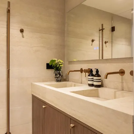 Chic A C - 2bdr 6p - Faubourg S Denis * باريس