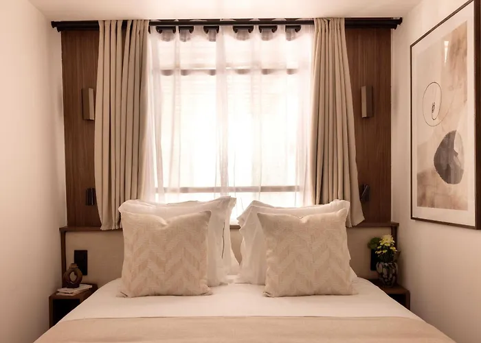 Chic A C - 2bdr 6p - Faubourg S Denis