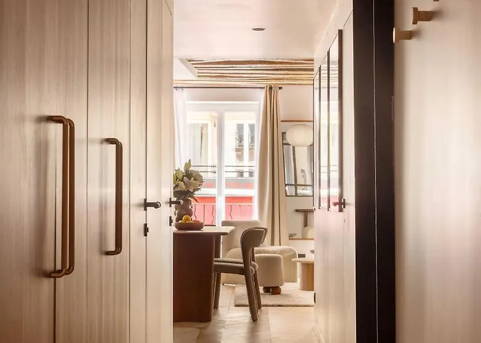 Chic A C - 2bdr 6p - Faubourg S Denis Paris