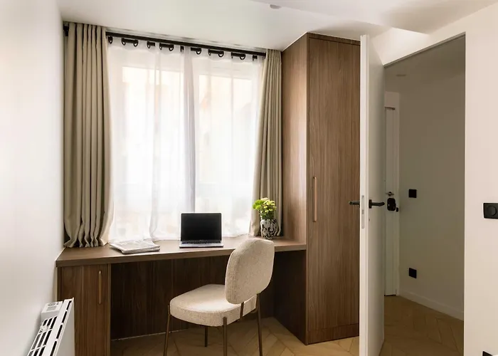 Chic A C - 2bdr 6p - Faubourg S Denis Appartement